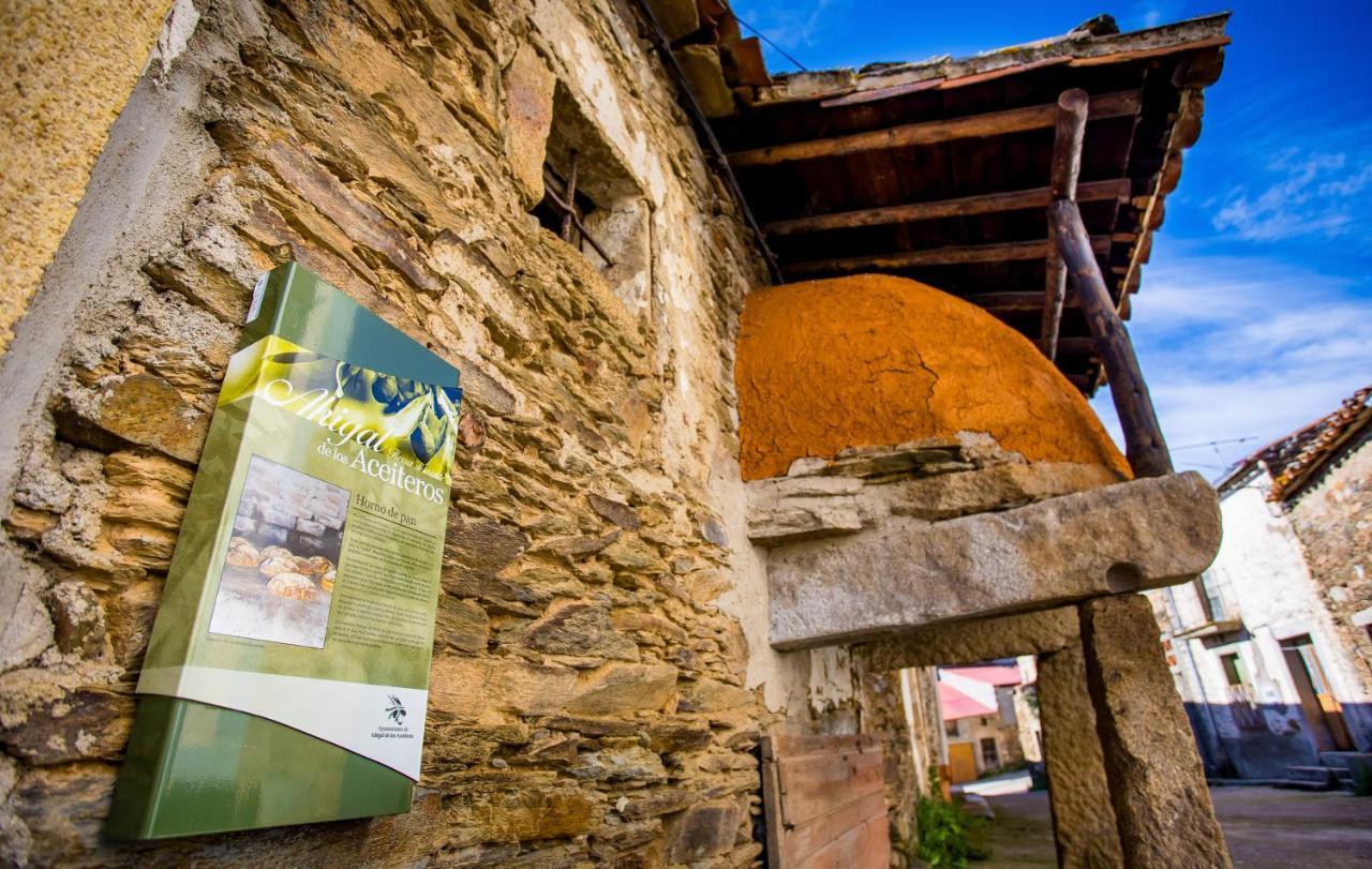 El Hogar Del Herrero Ahigal de los Aceiteros Extérieur photo