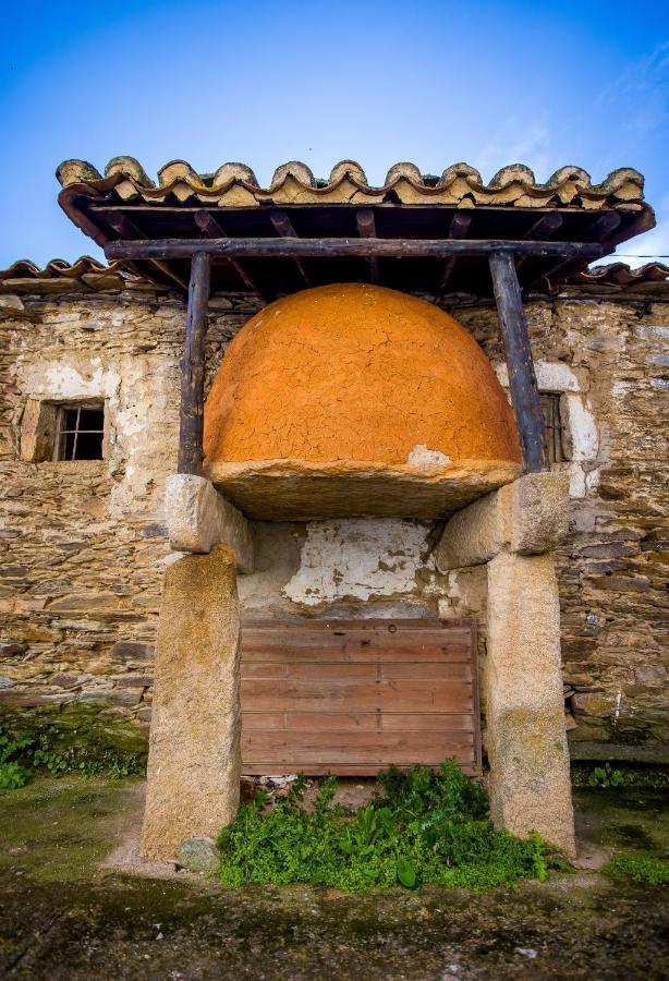 El Hogar Del Herrero Ahigal de los Aceiteros Extérieur photo